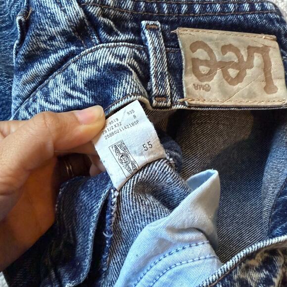 Vintage 90s Lee High Rise Jeans Acid Wash Made in USA Size 28 100% Cotton - Picture 9 of 10